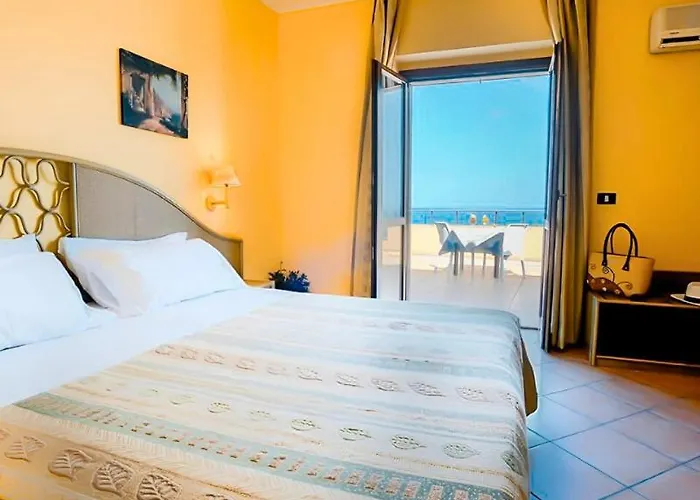 Aura Club Porto Rhoca * Squillace