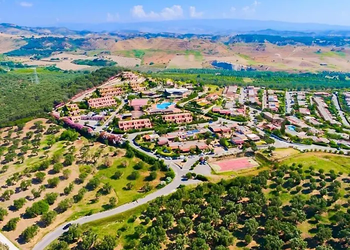 Aura Club Porto Rhoca *