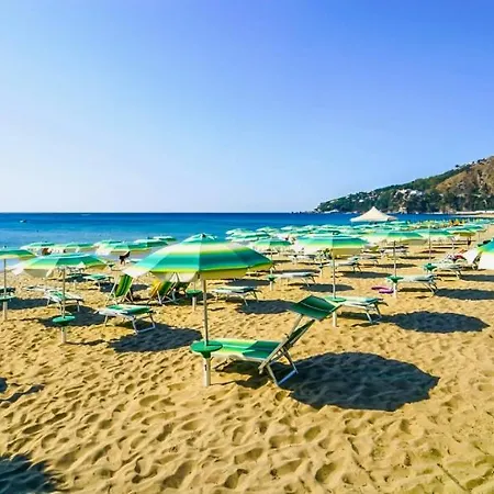 リゾート Aura Club Porto Rhoca *