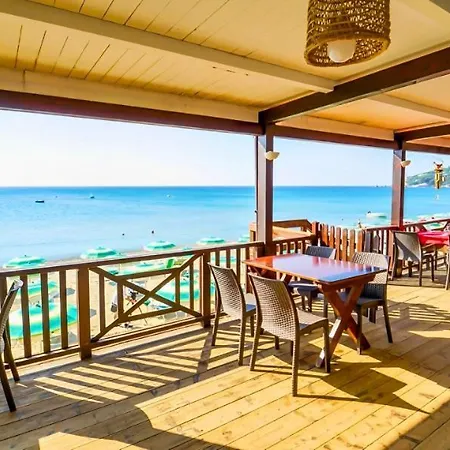 Aura Club Porto Rhoca *