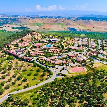 Aura Club Porto Rhoca *