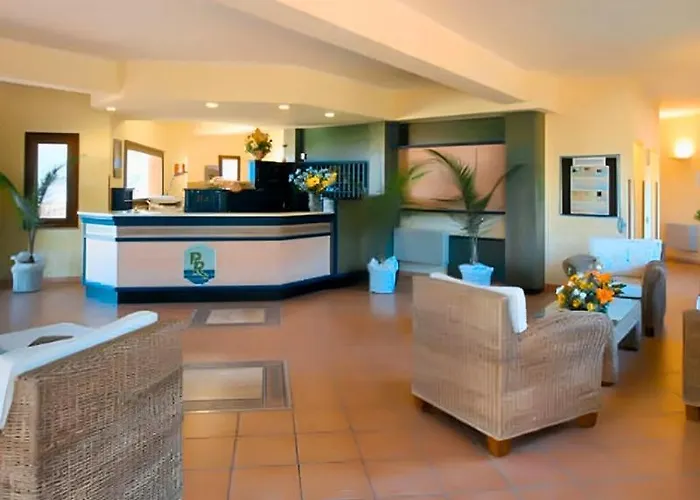 Aura Club Porto Rhoca סקילצ'ה